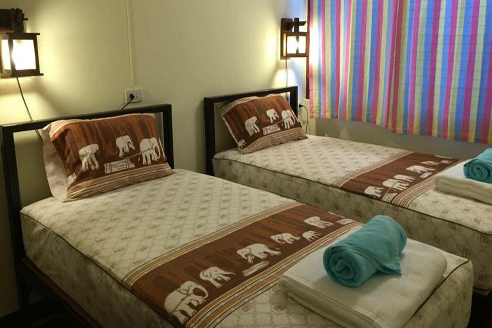 Siriwan Guesthouse Chiang Mai Eksteriør bilde